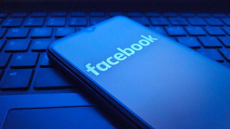 Cr&eacute;ation de boutique Facebook Shop et strat&eacute;gie e-commerce &agrave; Toulon pour booster la visibilit&eacute; et les ventes directes par Bexter.