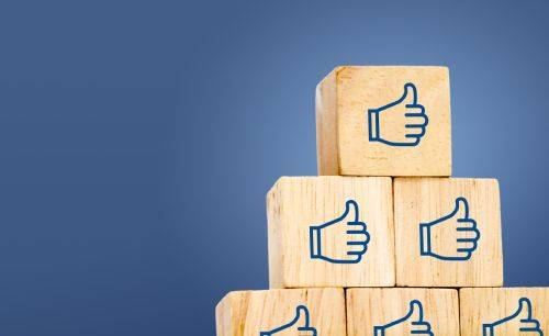 Toucher une audience large et multi-g�n�rationnelle sur Facebook pour les entreprises de Toulon.