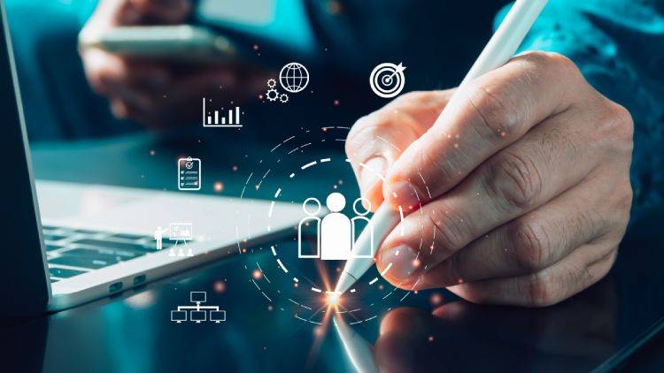 Formation strat�gique aux r�seaux sociaux pour dirigeants d'entreprises � Toulon : pilotage et enjeux digitaux.