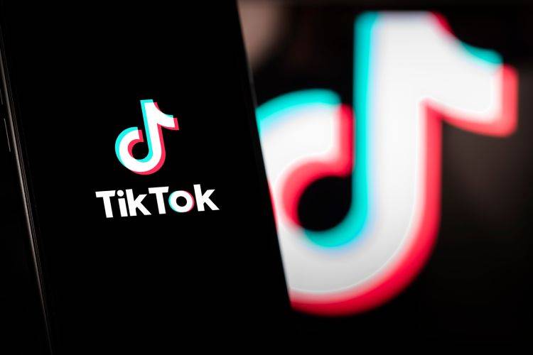 Création de stratégie de contenu et storytelling TikTok à Toulon pour capturer l'attention et maximiser l'engagement par l'agence Bexter.